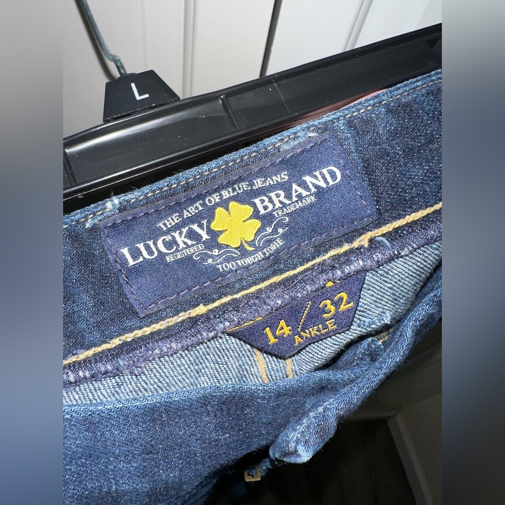 Lucky Brand Dark Blue Flare Jeans - Picture 4 of 5
